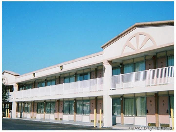 Red Carpet Inn And Suites 스크랜턴 외부 사진